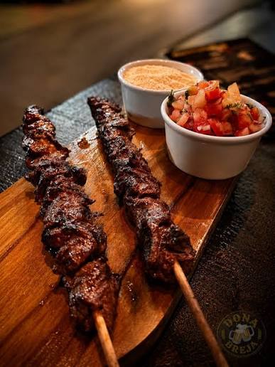 Espetinho de carne